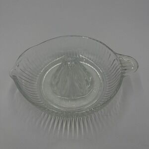 Vintage Glass‎ Citrus Juicer Lemon Lime Orange Juice Squeezer with Handle Spout